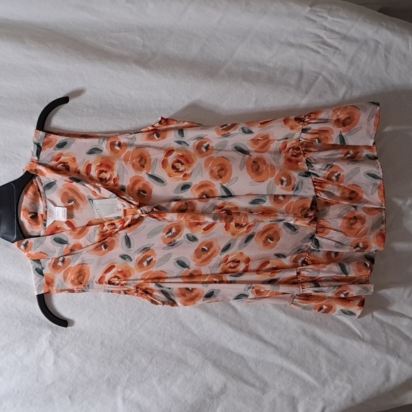 NWT Womens Joe Fresh Sleeveless Silk Blouse Floral Print Sz Med - Picture 1 of 5